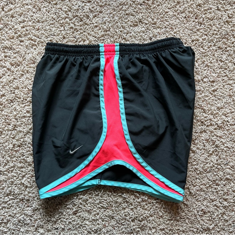 Nike Women’s Tempo Running Shorts Gray Pink - Picture 6 of 6